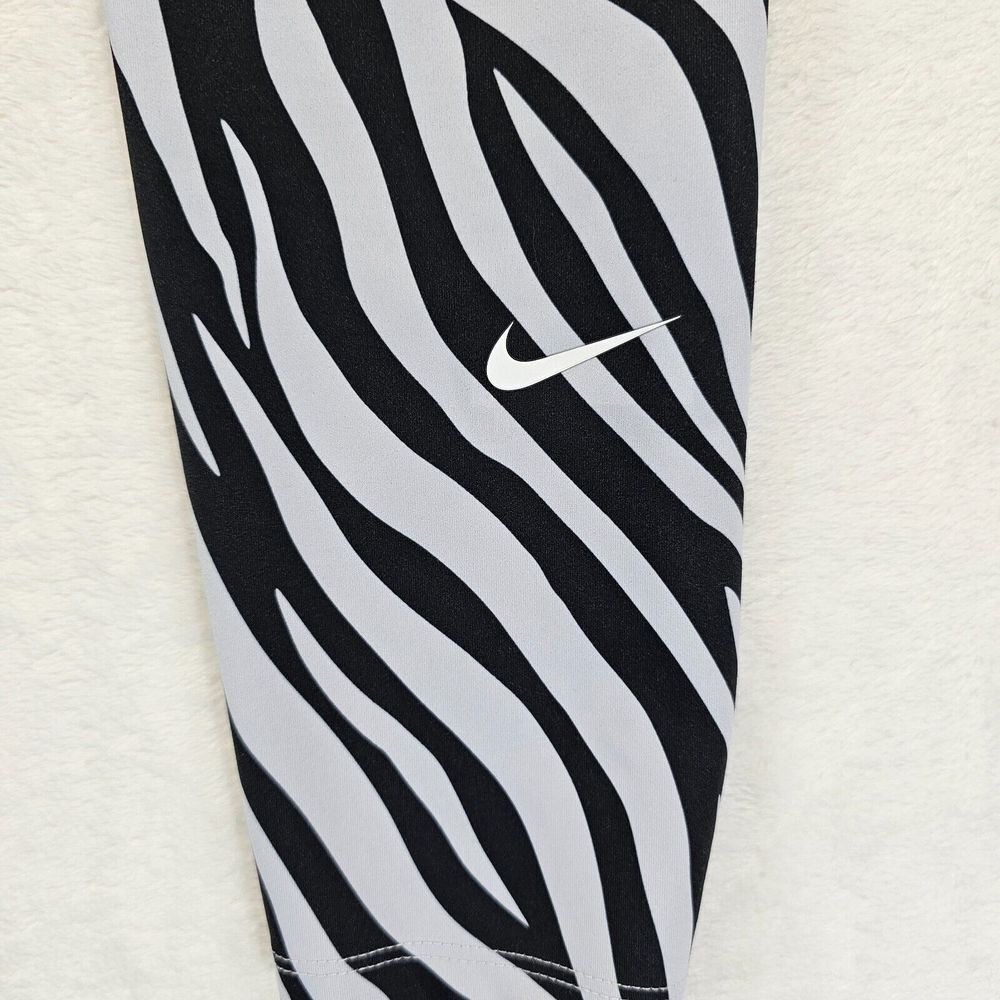 Nike One Icon Clash Legging Dri Fit Stretch Mid Rise Stripe Black White Womens S - Picture 7 of 11